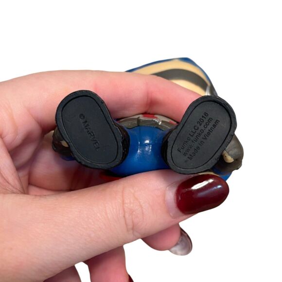 Funko POP! Marvel Captain America (Civil War) #125 Bobble-Head Figure - Picture 6 of 7